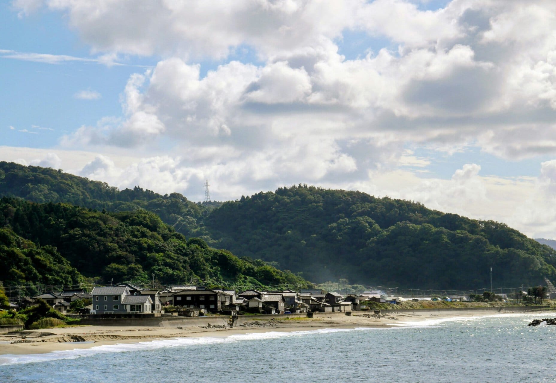 Vrijwel heel Japan is door de aardbeving van 2011 naar het oosten verschoven