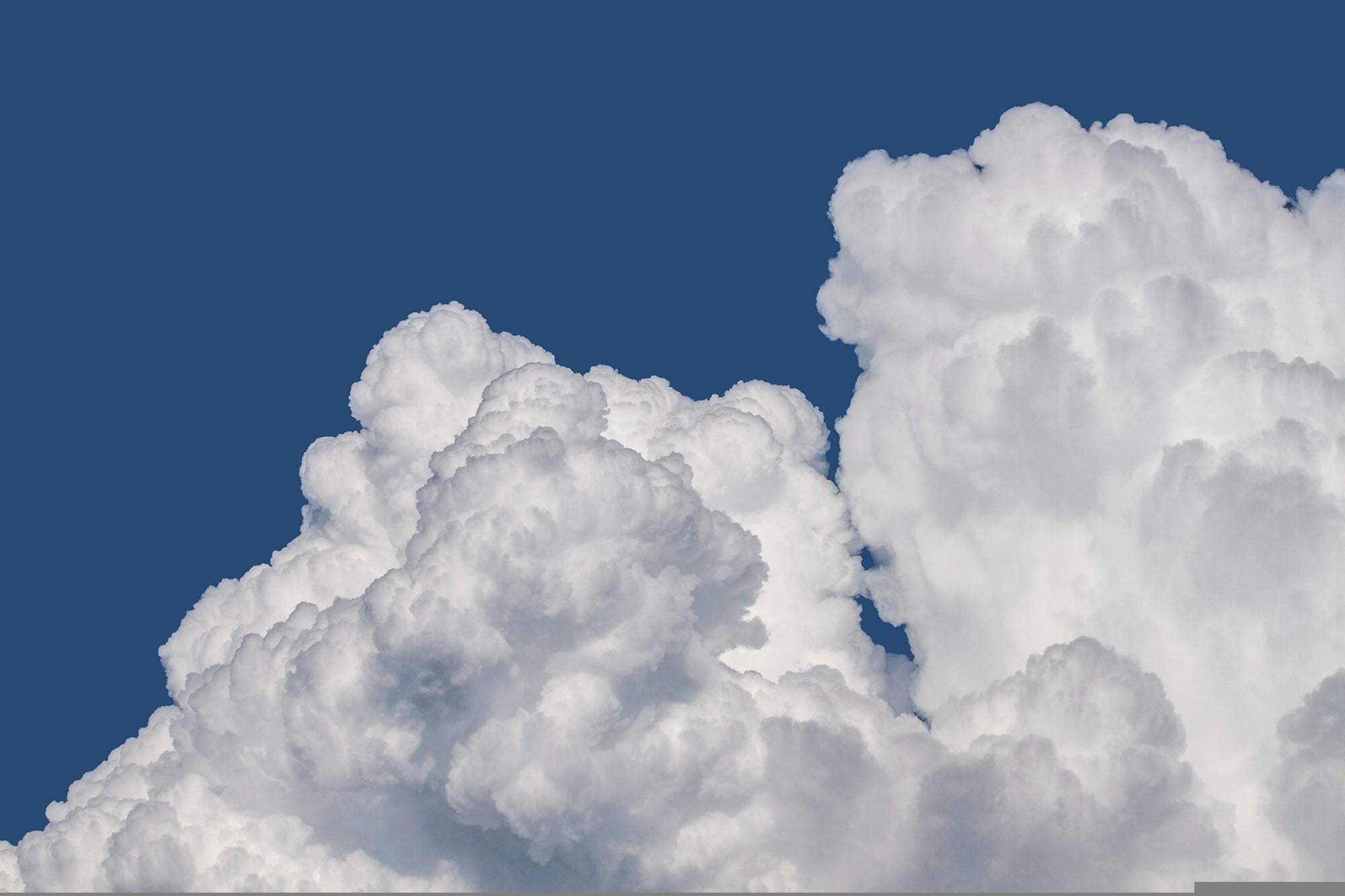 Wolken oplichten door er zeewater in te sproeien kan een super-El Niño voorkomen